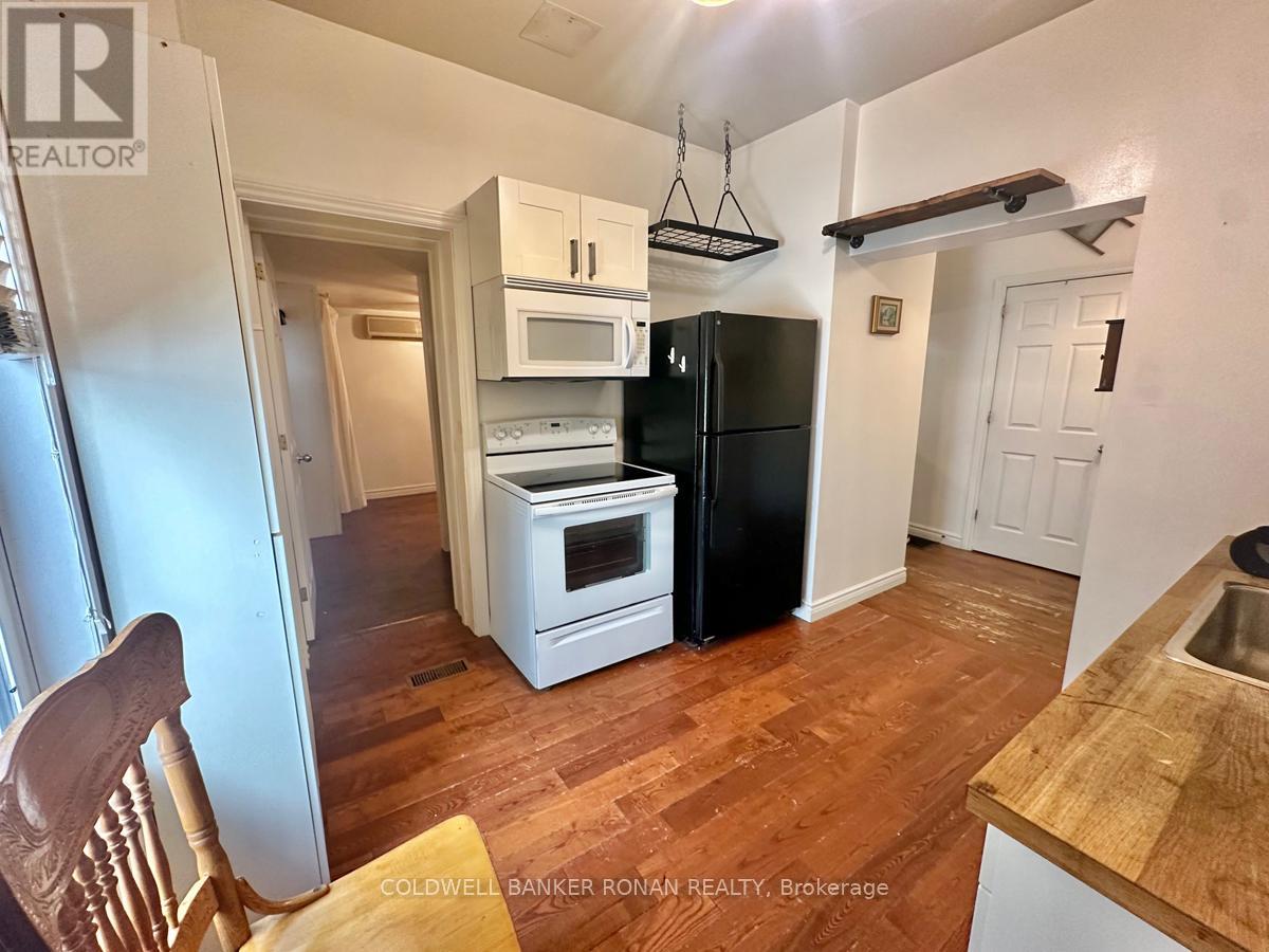 284 Main Street, King (Schomberg), Ontario  L0G 1T0 - Photo 13 - N12647574