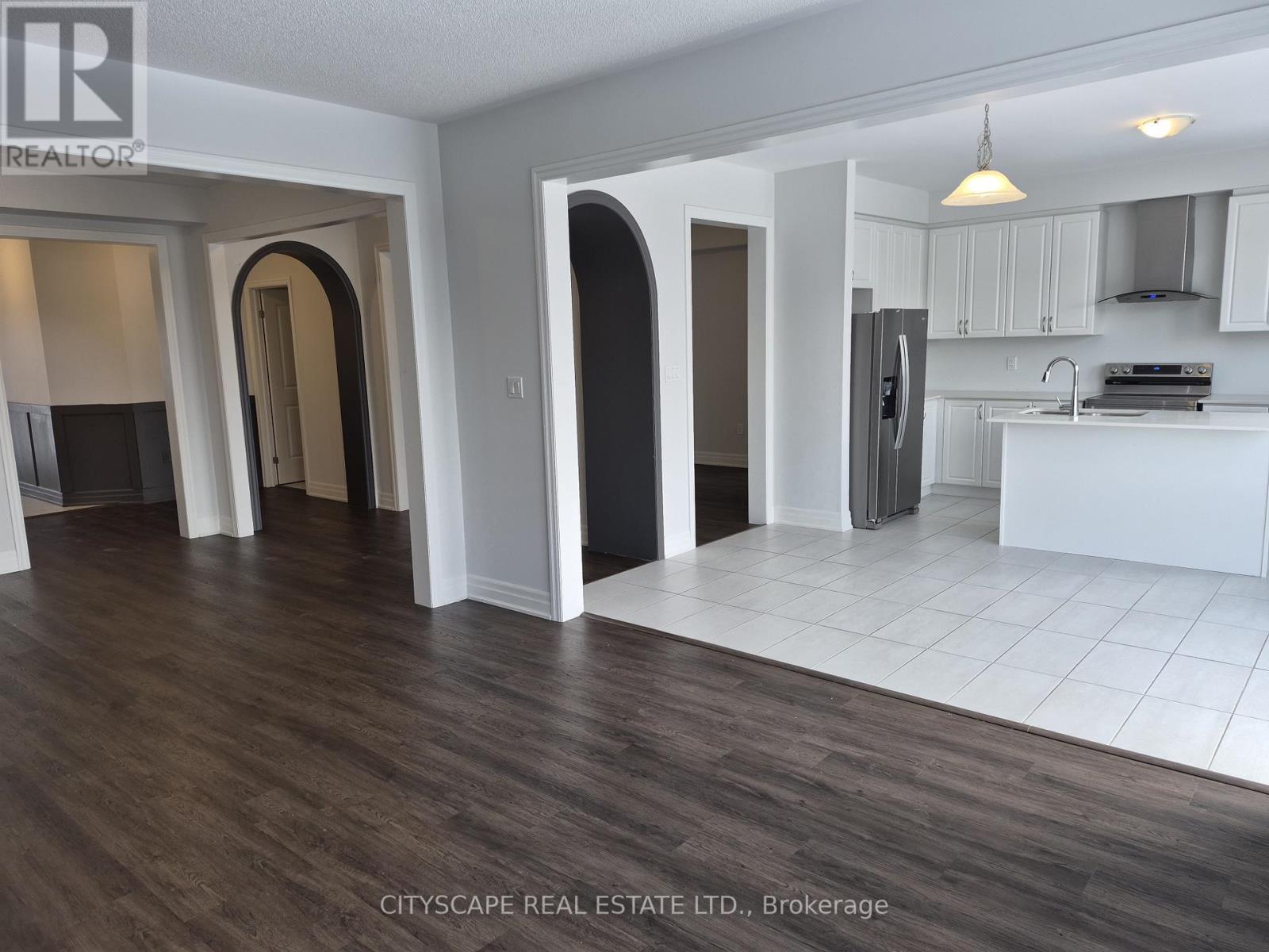 19 Rosanne Circle, Wasaga Beach, Ontario  L9Z 0N4 - Photo 15 - S12647568