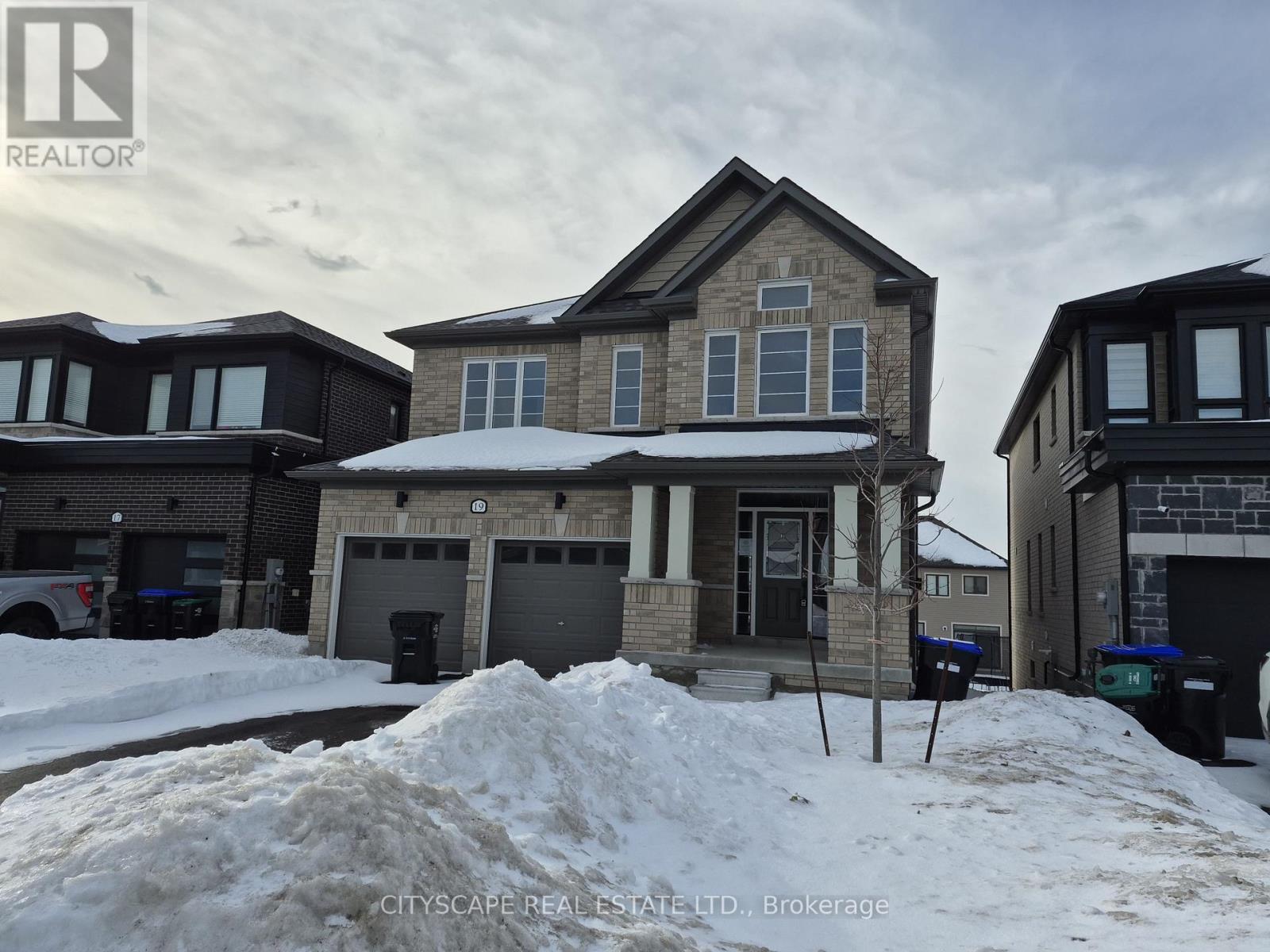 19 Rosanne Circle, Wasaga Beach, Ontario  L9Z 0N4 - Photo 2 - S12647568