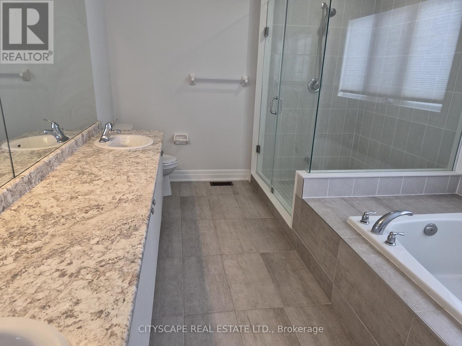 19 Rosanne Circle, Wasaga Beach, Ontario  L9Z 0N4 - Photo 27 - S12647568