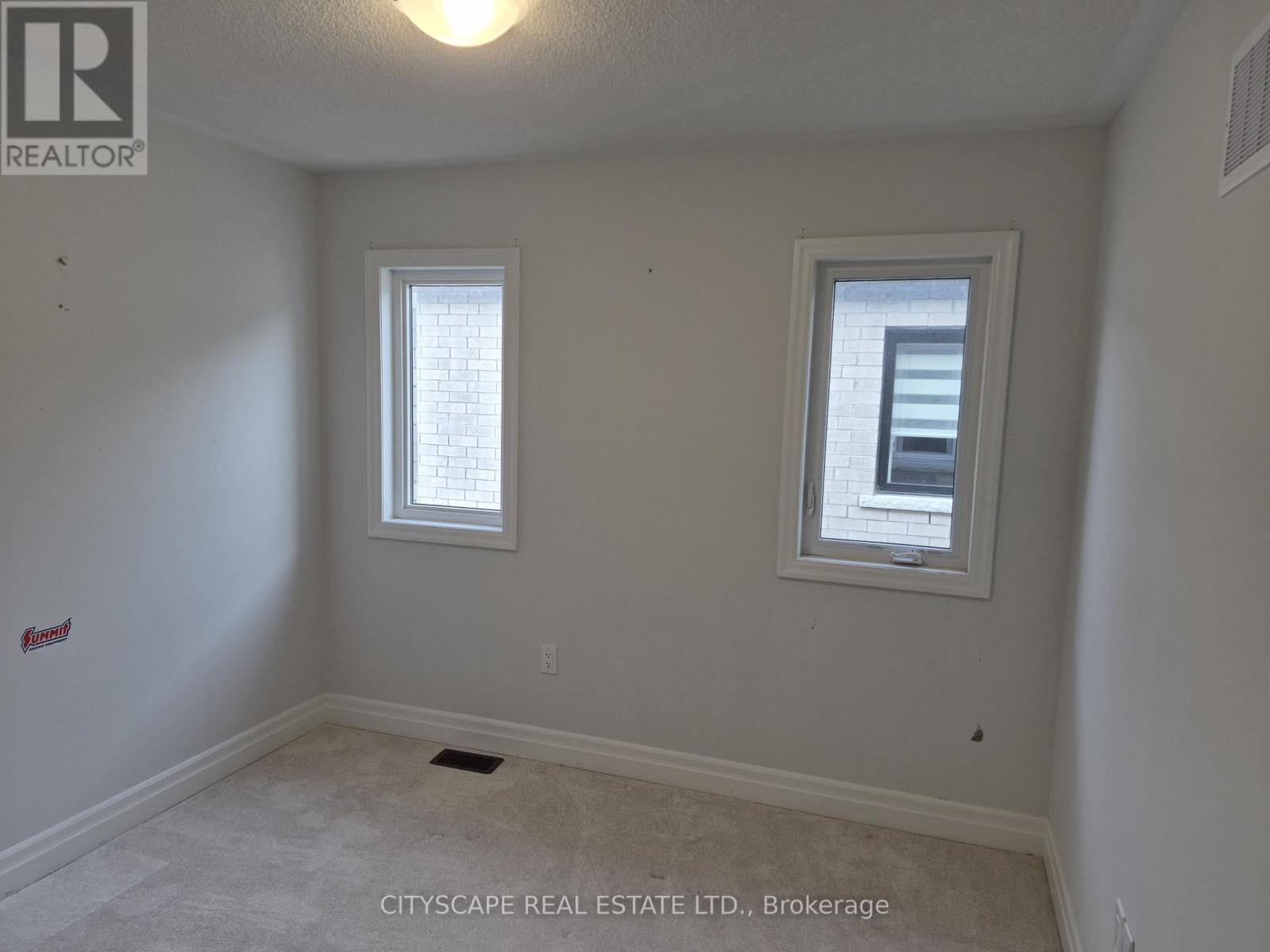 19 Rosanne Circle, Wasaga Beach, Ontario  L9Z 0N4 - Photo 34 - S12647568