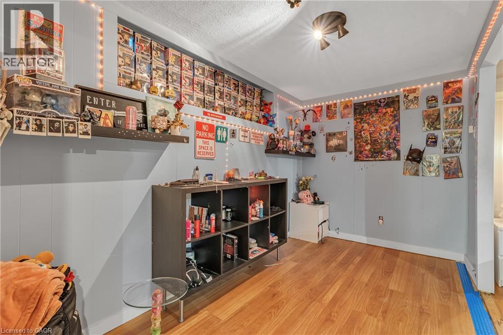 316 Fennell Avenue W, Hamilton, Ontario  L9C 1G4 - Photo 34 - 40752269