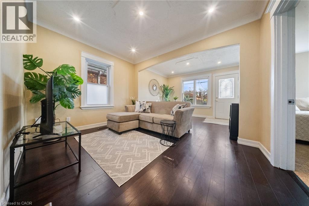 23 Wexford Avenue N, Hamilton, Ontario  L8H 4M2 - Photo 8 - 40787455