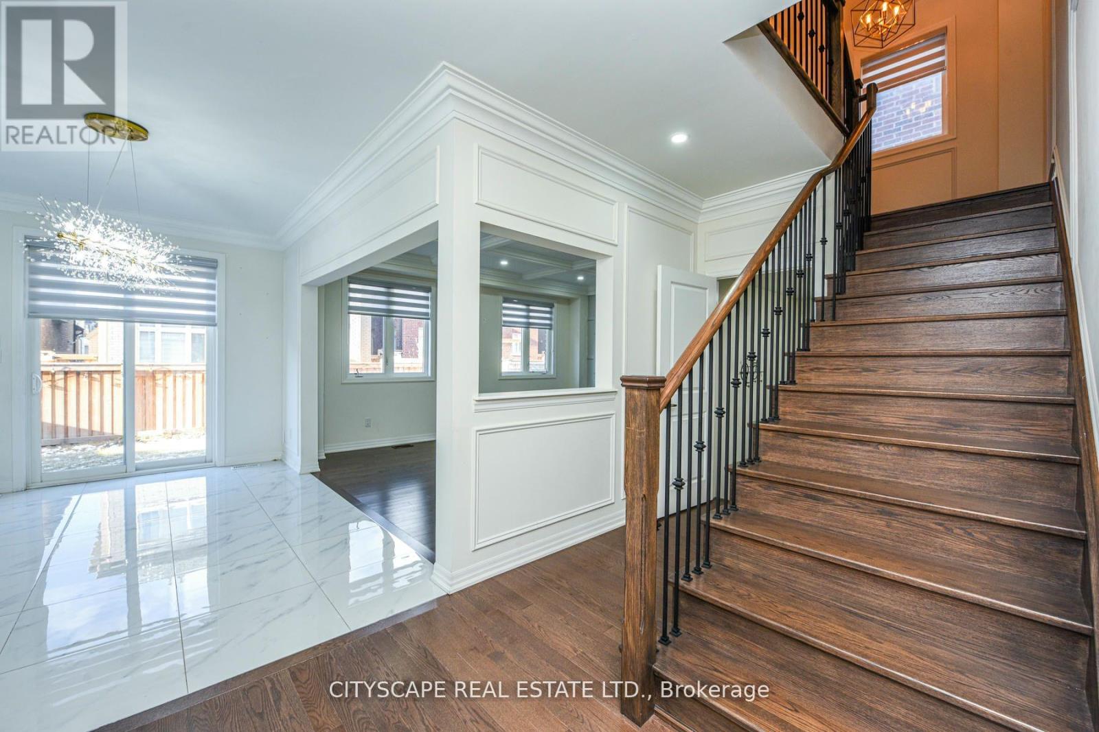 59 Merlin Street, Oakville, Ontario  L6H 0Z4 - Photo 10 - W12647588