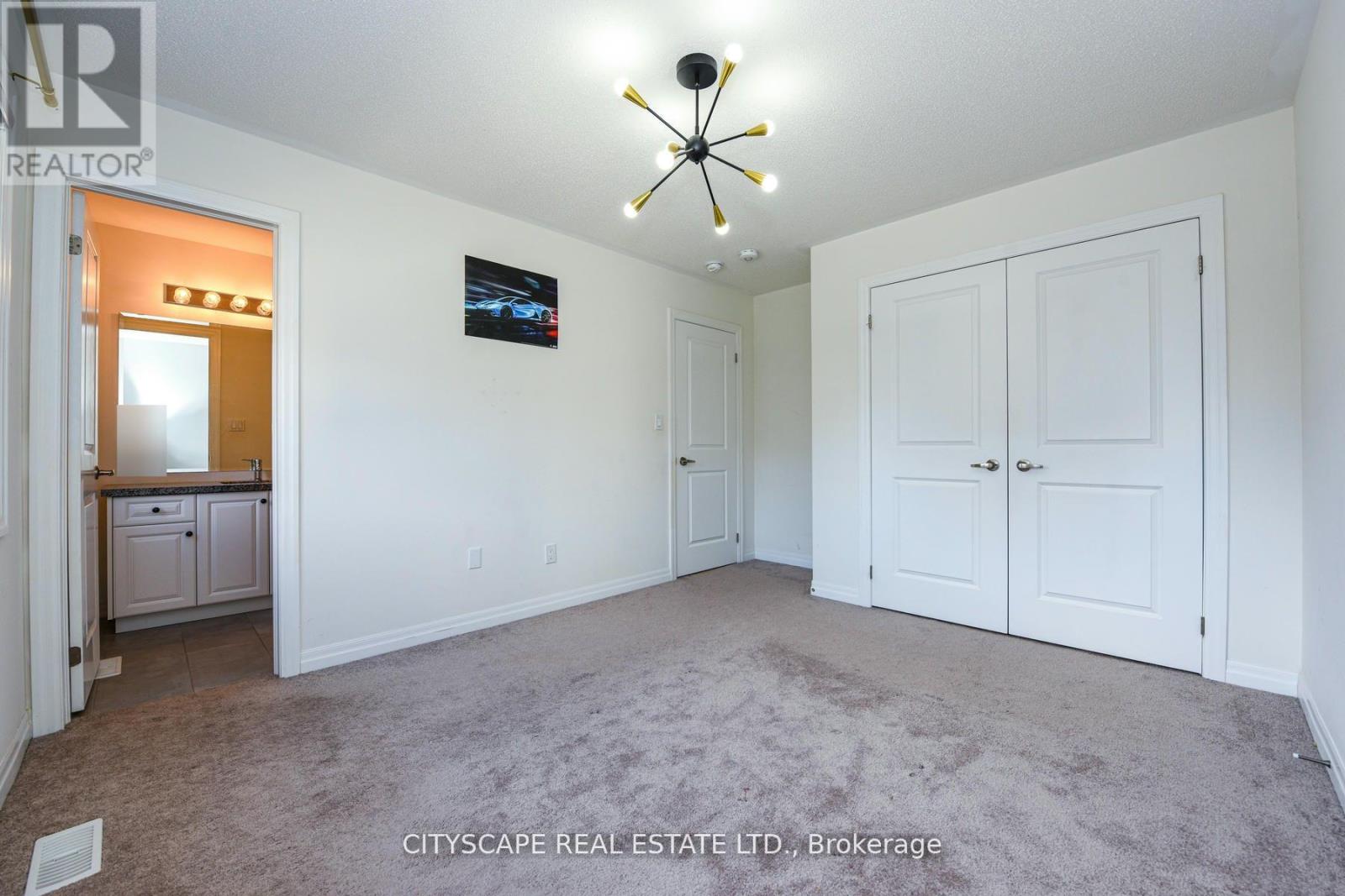 59 Merlin Street, Oakville, Ontario  L6H 0Z4 - Photo 13 - W12647588