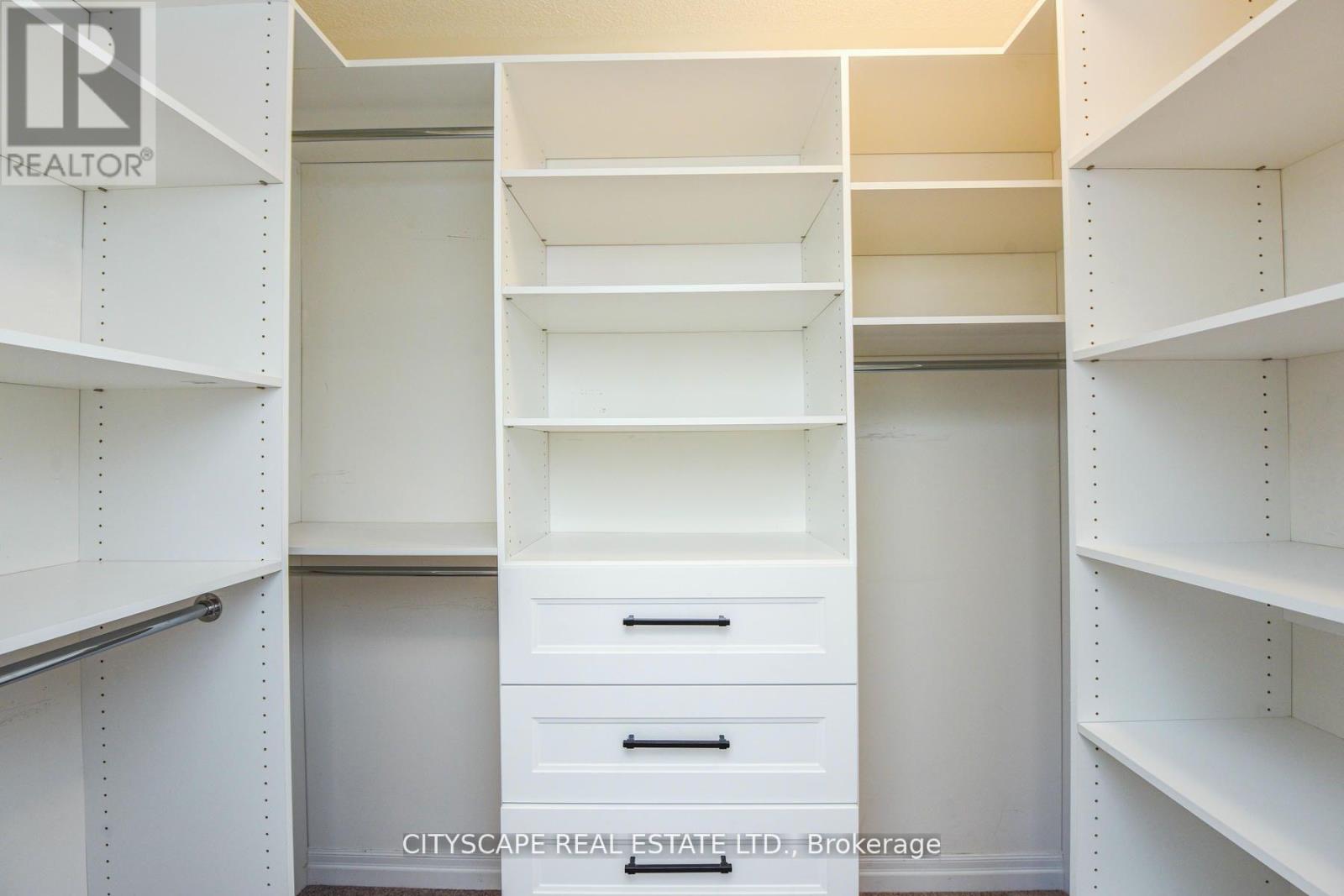 59 Merlin Street, Oakville, Ontario  L6H 0Z4 - Photo 25 - W12647588