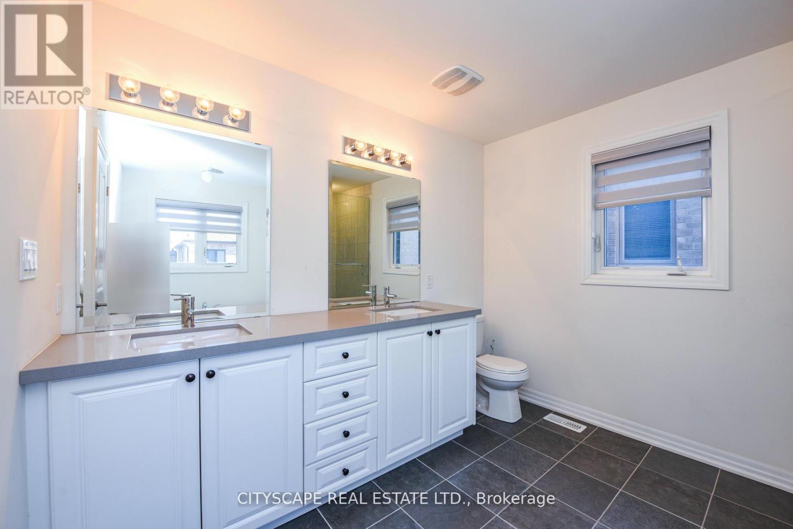 59 Merlin Street, Oakville, Ontario  L6H 0Z4 - Photo 27 - W12647588