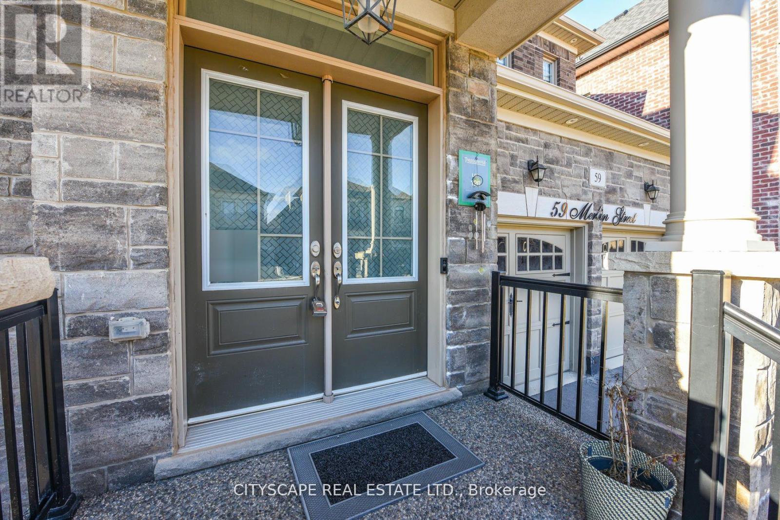 59 Merlin Street, Oakville, Ontario  L6H 0Z4 - Photo 3 - W12647588