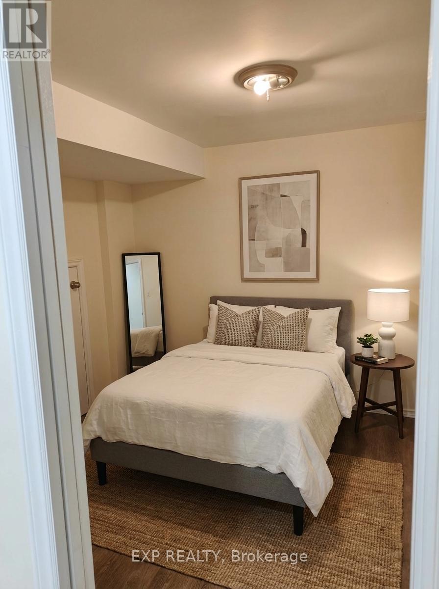 5919 Tampico Way, Mississauga, Ontario  L5M 6Z3 - Photo 24 - W12647648