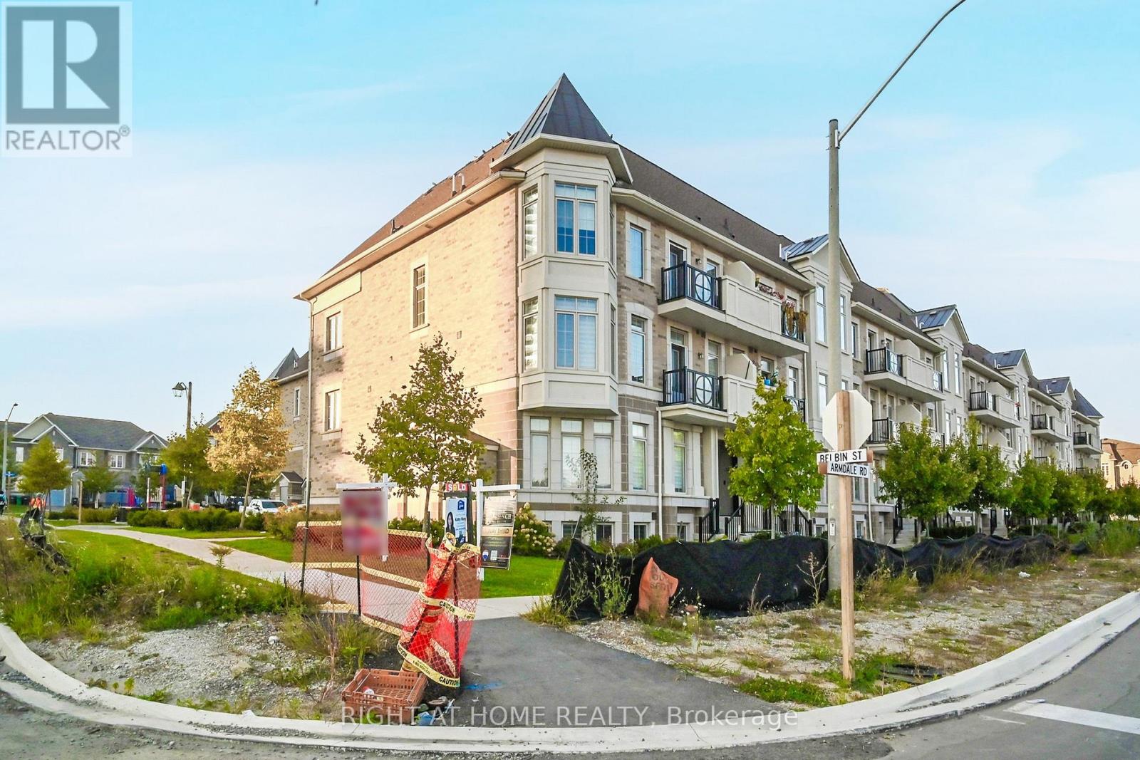 32 - 81 Armdale Road, Mississauga, Ontario  L4Z 0A6 - Photo 48 - W12647660