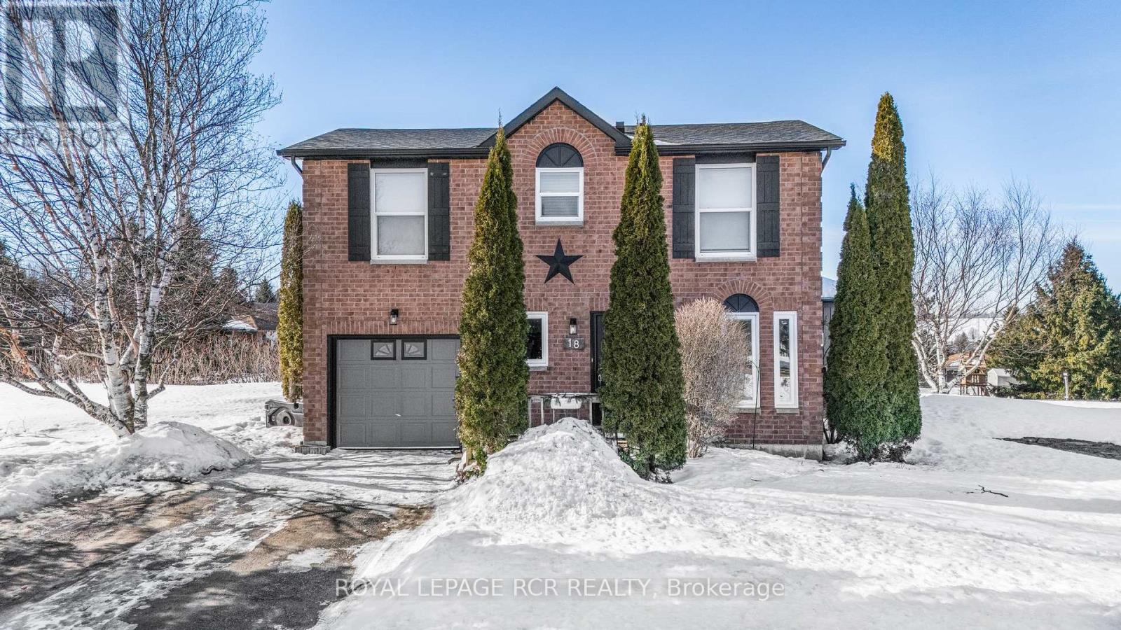 18 Peter Street, Amaranth, Ontario  L9W 5Z8 - Photo 1 - X12482104