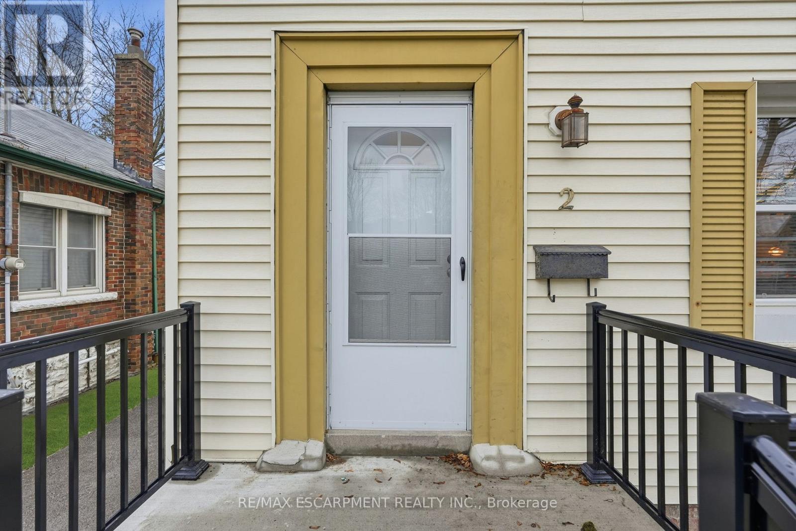 2 Gary Avenue, Hamilton, Ontario  L8S 1Y3 - Photo 50 - X12647570