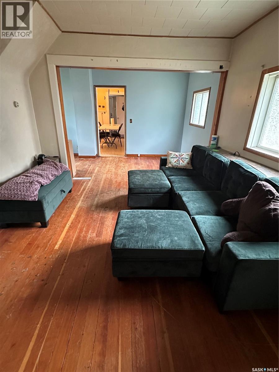 3360 Rutland Avenue, Gull Lake, Saskatchewan  S0N 1A0 - Photo 5 - SK010252