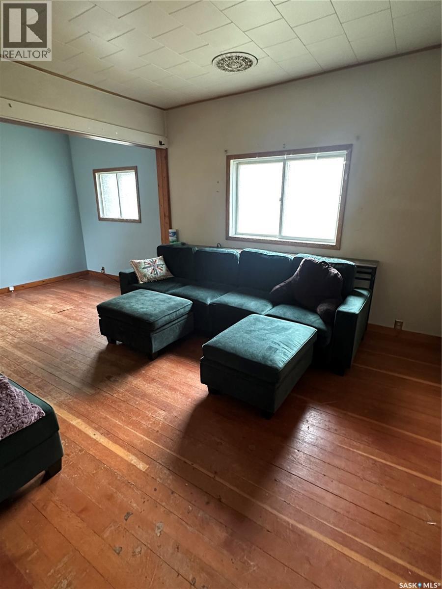 3360 Rutland Avenue, Gull Lake, Saskatchewan  S0N 1A0 - Photo 6 - SK010252