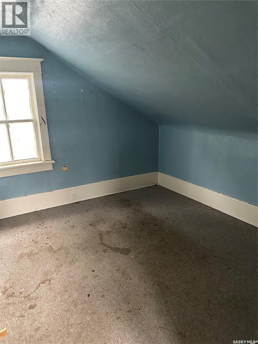 3360 Rutland Avenue, Gull Lake, Saskatchewan  S0N 1A0 - Photo 15 - SK010252