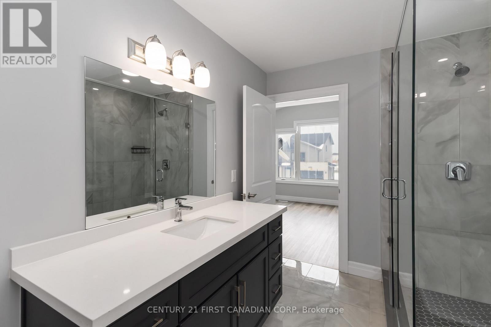 #upper - 2265 Southport Crescent, London South (South U), Ontario  N6M 0J6 - Photo 22 - X12647688