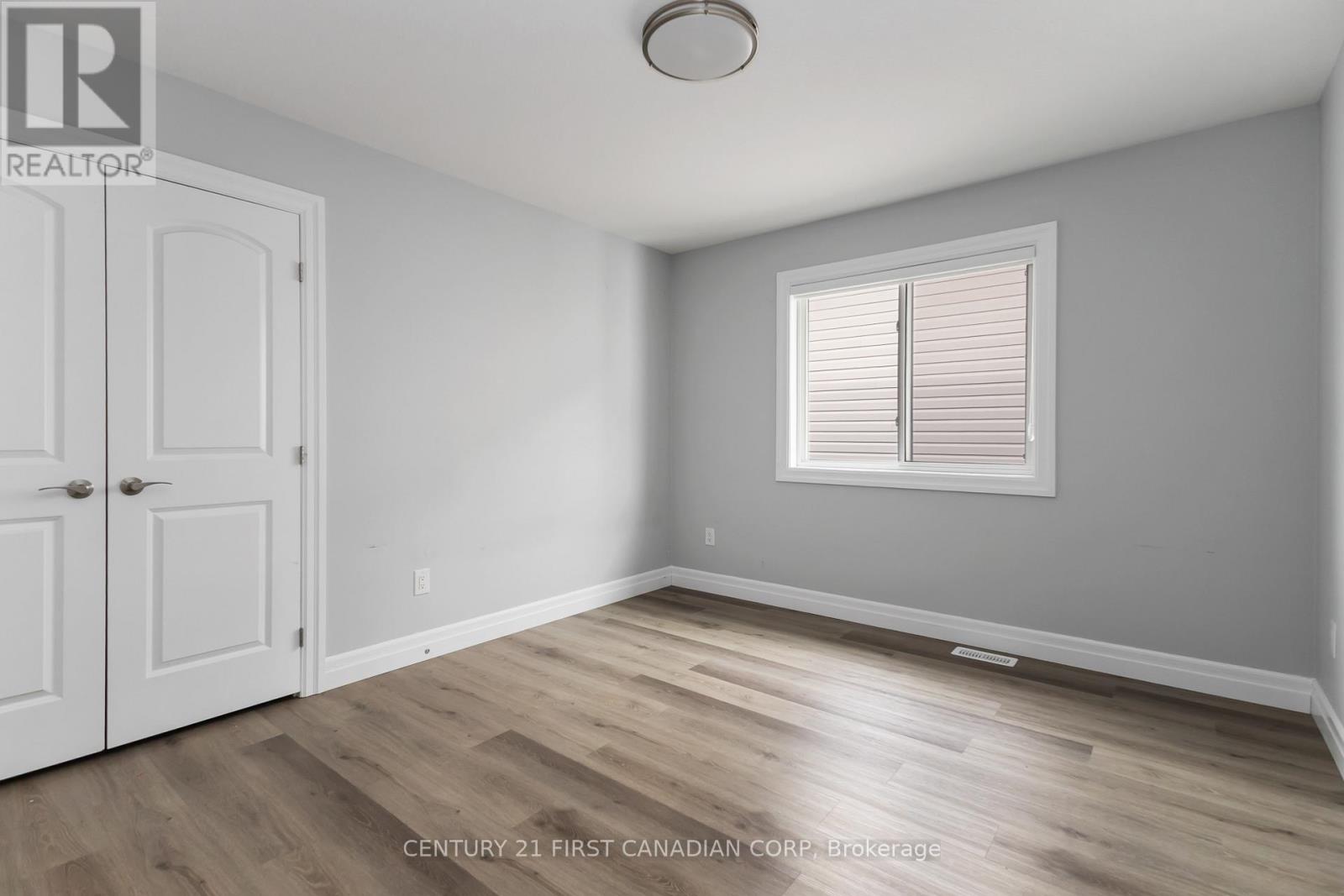 #upper - 2265 Southport Crescent, London South (South U), Ontario  N6M 0J6 - Photo 23 - X12647688