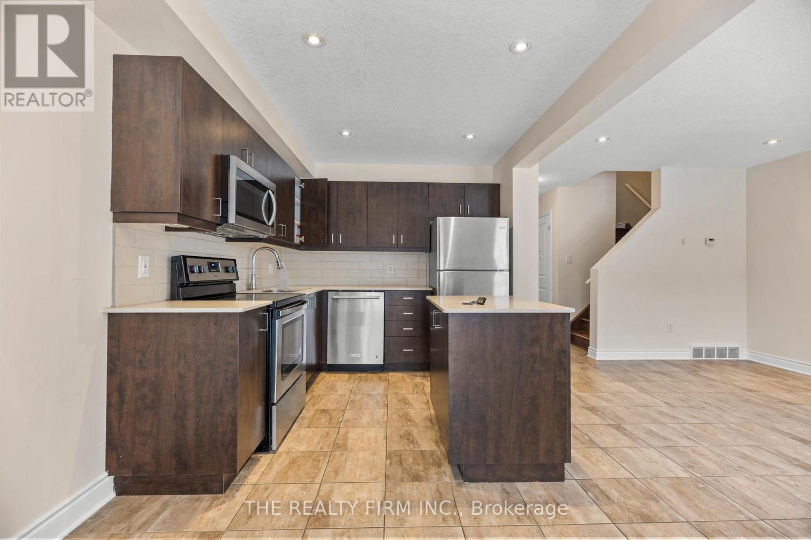 1320 Michael Circle, London East (East E), Ontario  N5V 0B8 - Photo 14 - X12647716