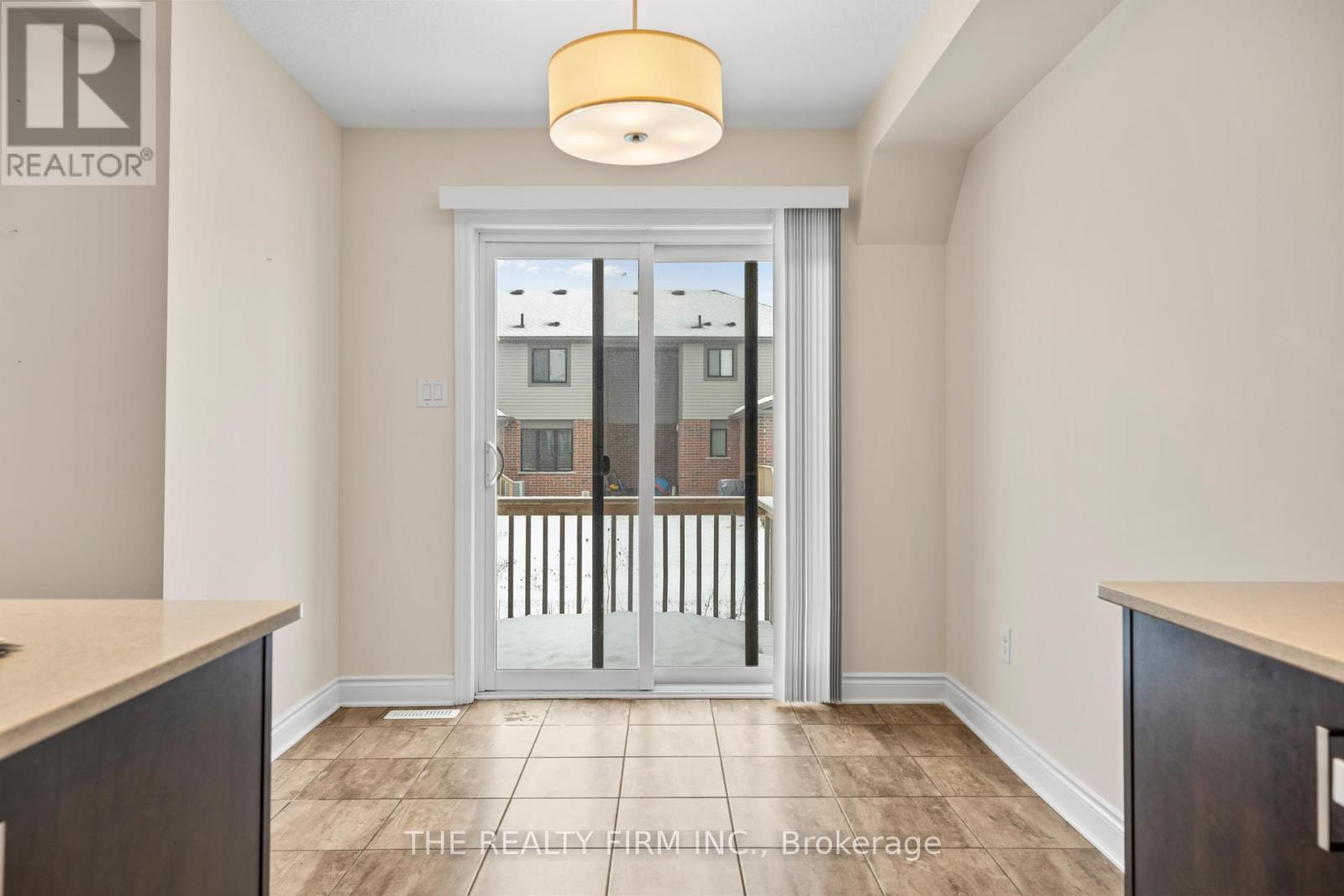 1320 Michael Circle, London East (East E), Ontario  N5V 0B8 - Photo 15 - X12647716