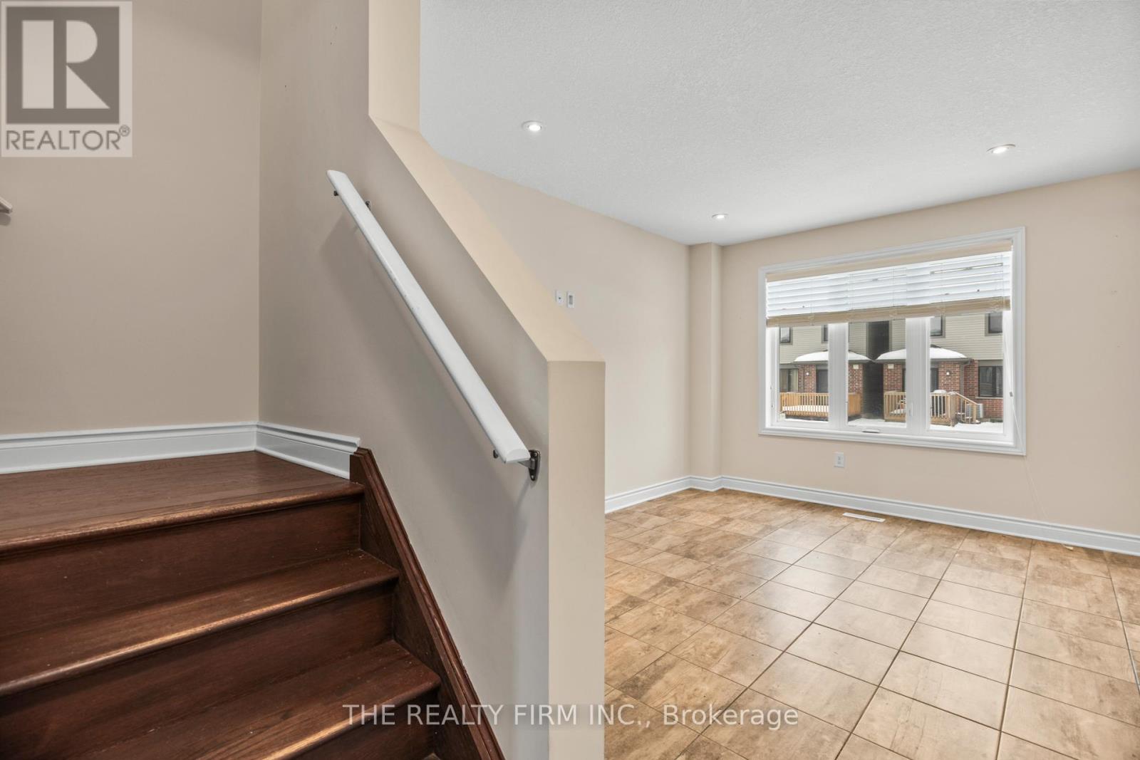 1320 Michael Circle, London East (East E), Ontario  N5V 0B8 - Photo 17 - X12647716