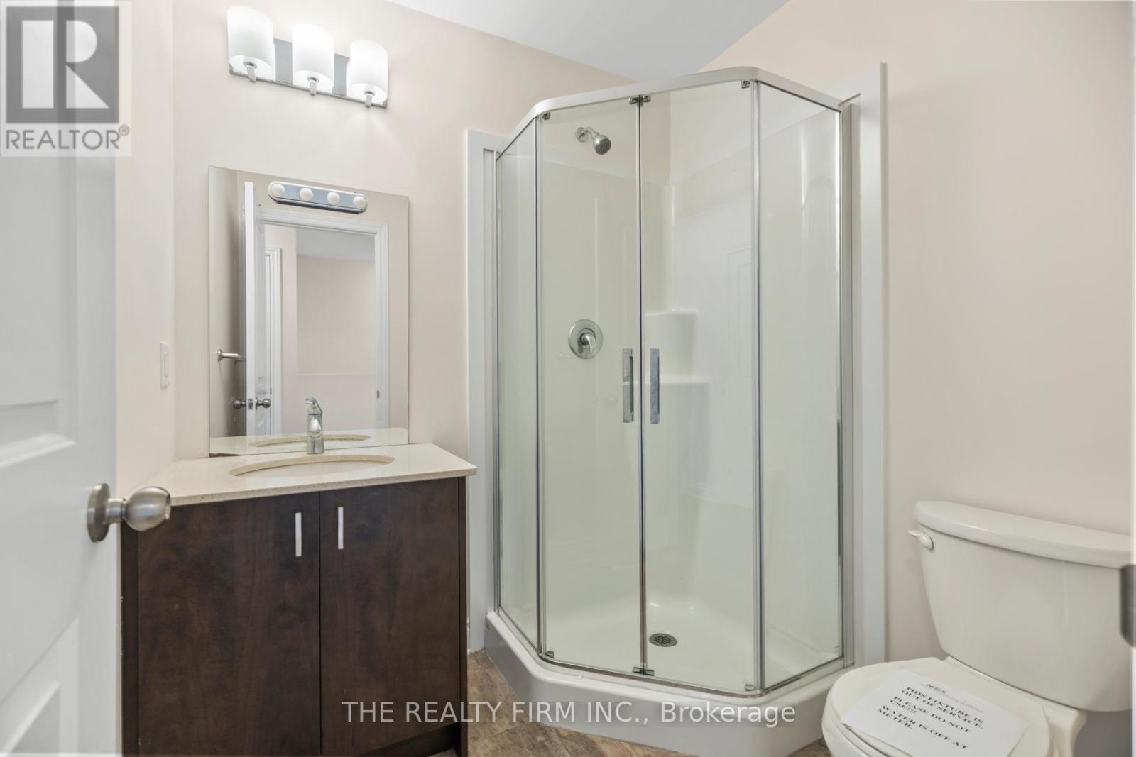 1320 Michael Circle, London East (East E), Ontario  N5V 0B8 - Photo 24 - X12647716