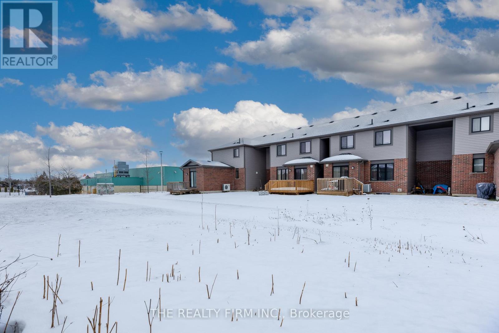 1320 Michael Circle, London East (East E), Ontario  N5V 0B8 - Photo 35 - X12647716