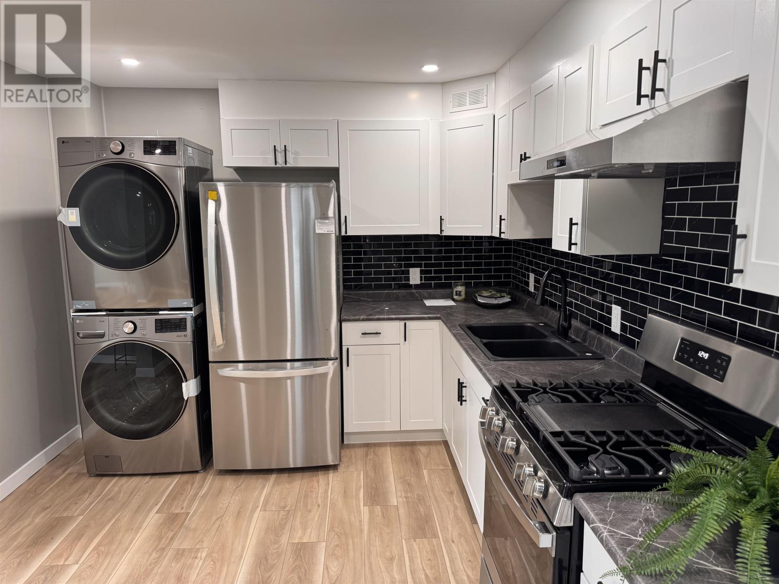 1322 Georgina Ave, Thunder Bay, Ontario  P7E 3J2 - Photo 12 - TB253680