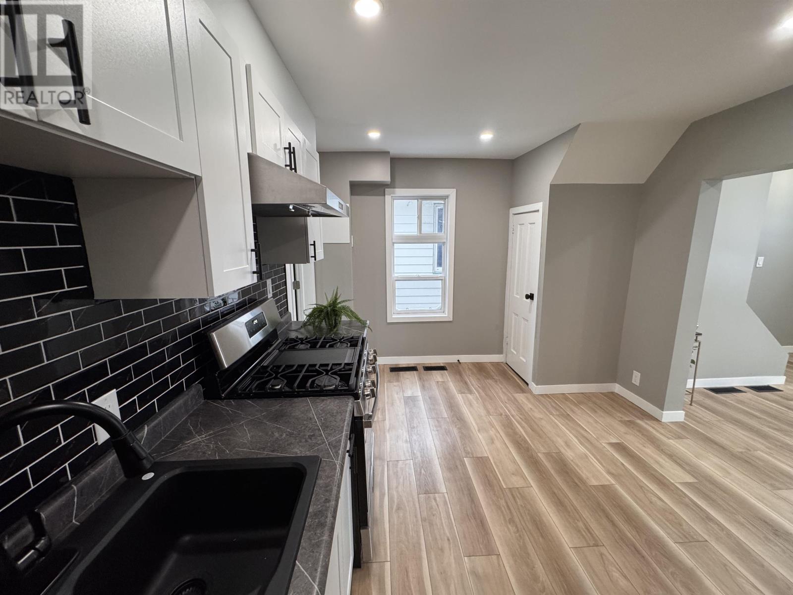 1322 Georgina Ave, Thunder Bay, Ontario  P7E 3J2 - Photo 16 - TB253680