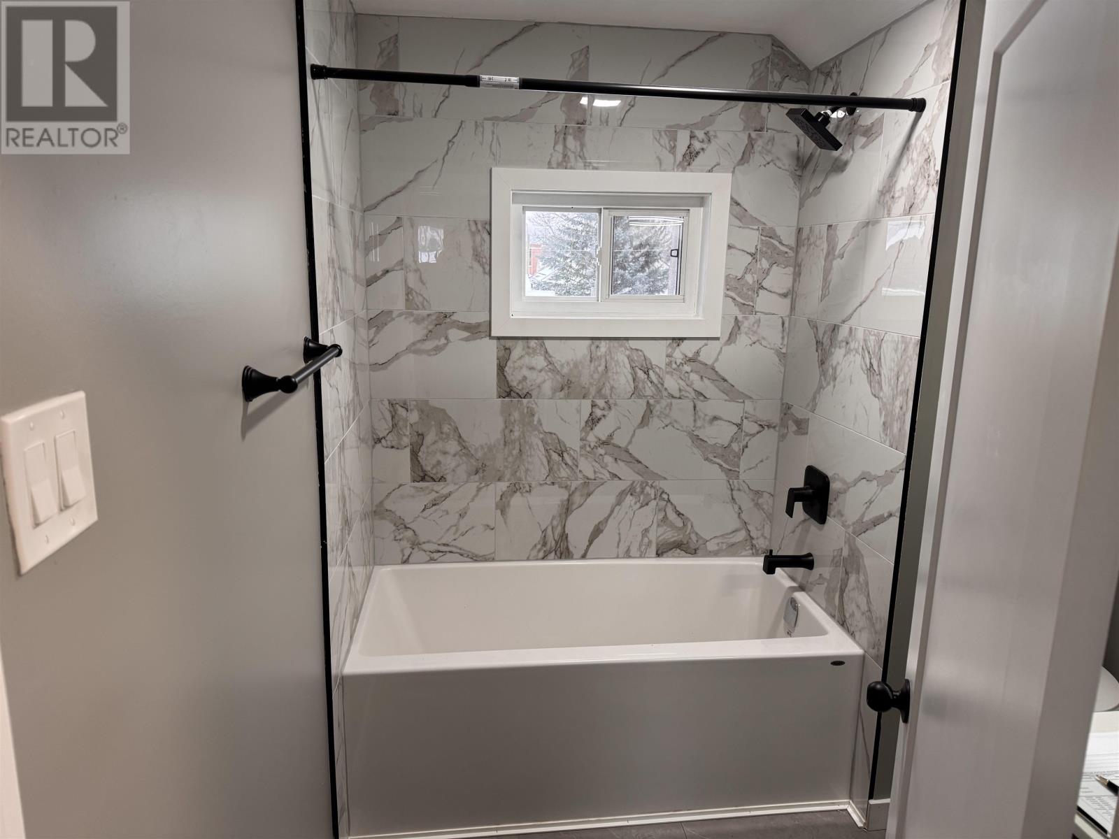 1322 Georgina Ave, Thunder Bay, Ontario  P7E 3J2 - Photo 29 - TB253680