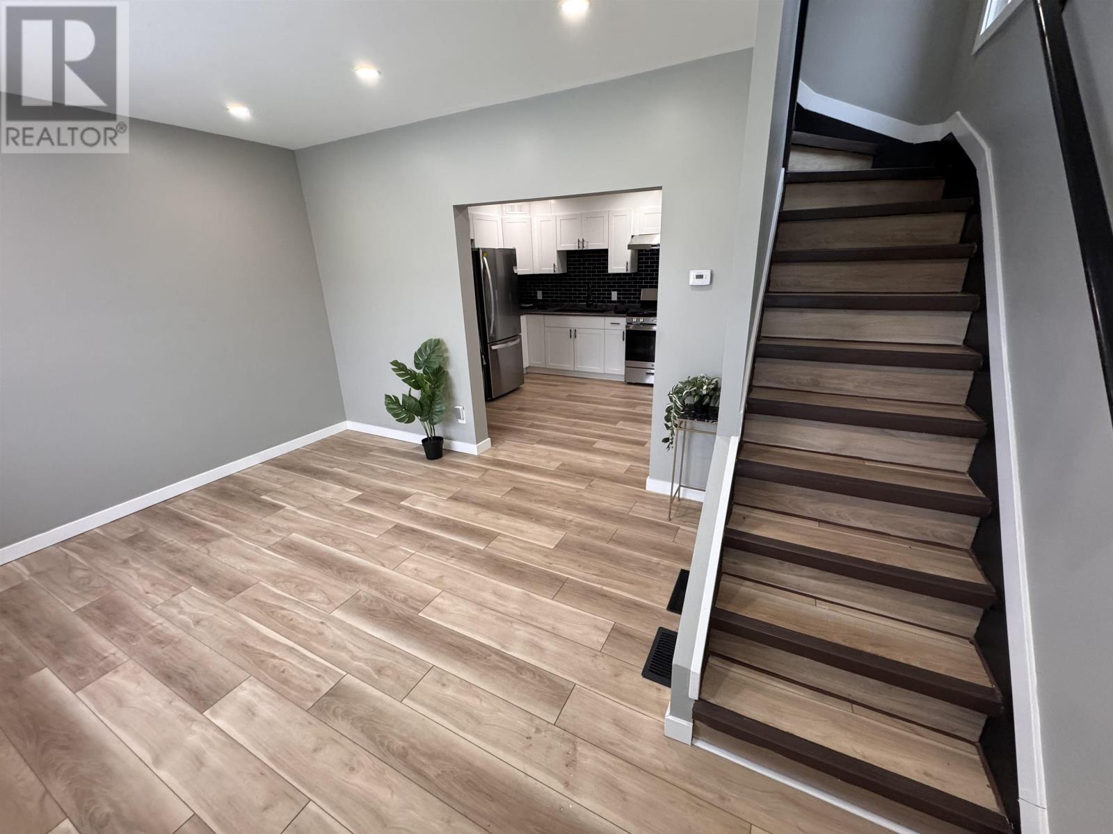 1322 Georgina Ave, Thunder Bay, Ontario  P7E 3J2 - Photo 3 - TB253680