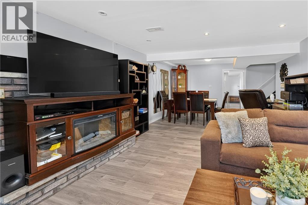 8162 Lynhurst Drive, Niagara Falls, Ontario  L2H 2A2 - Photo 16 - 40793422