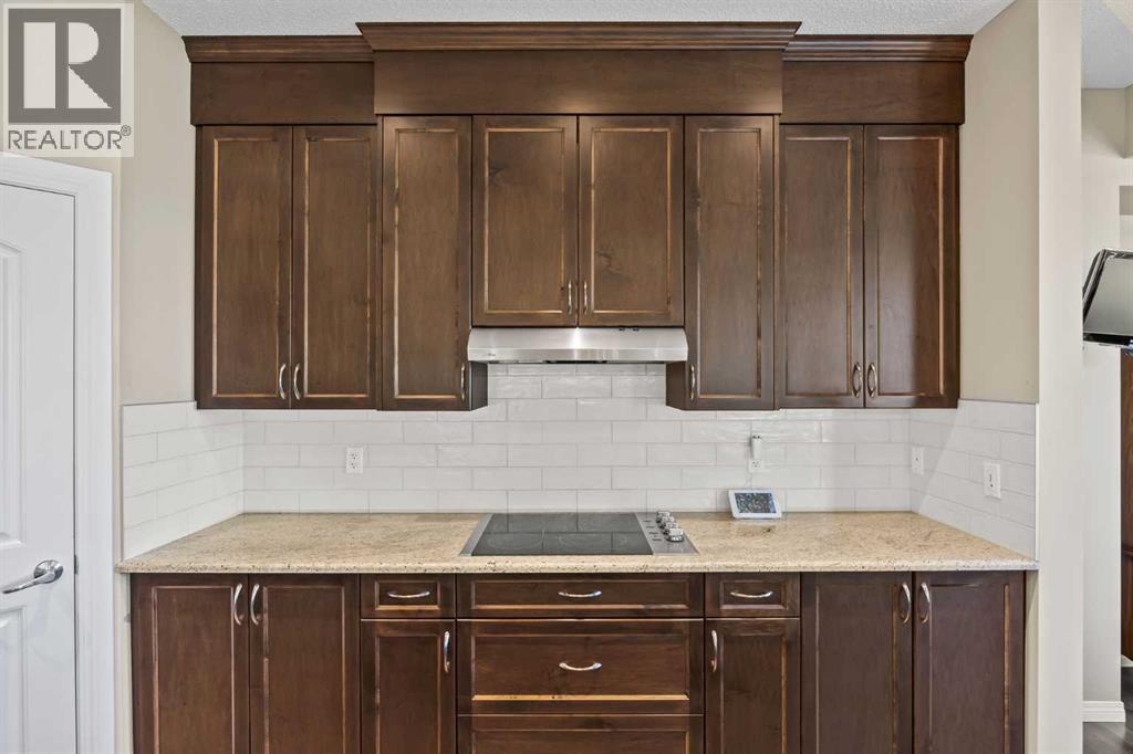 184 Cougar Ridge Manor Sw, Calgary, Alberta  T3H 0V4 - Photo 11 - A2272500