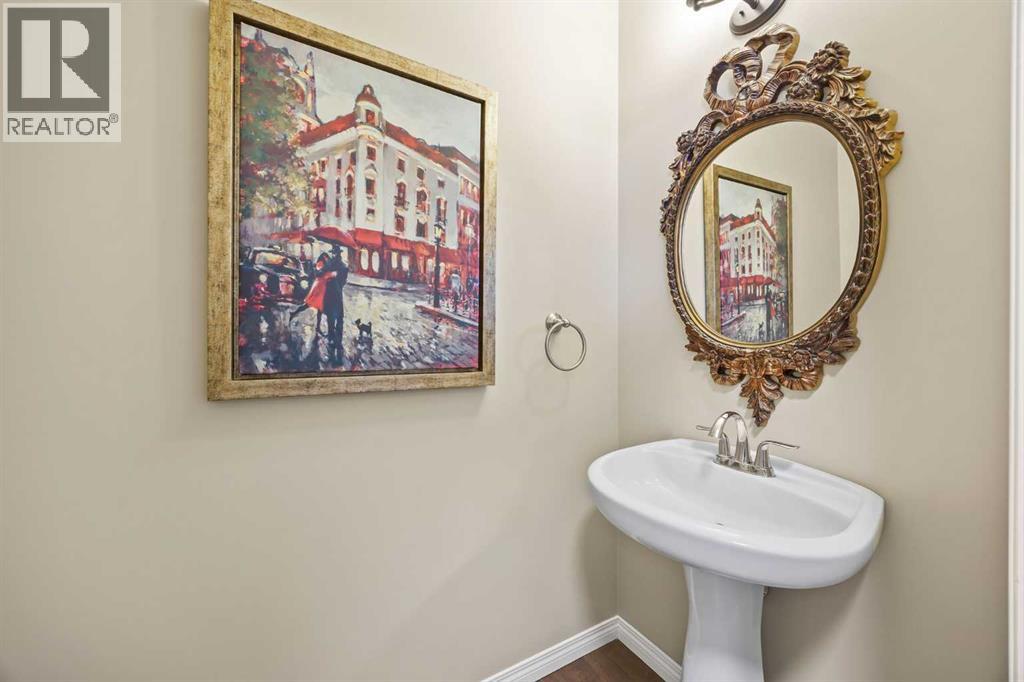 184 Cougar Ridge Manor Sw, Calgary, Alberta  T3H 0V4 - Photo 17 - A2272500