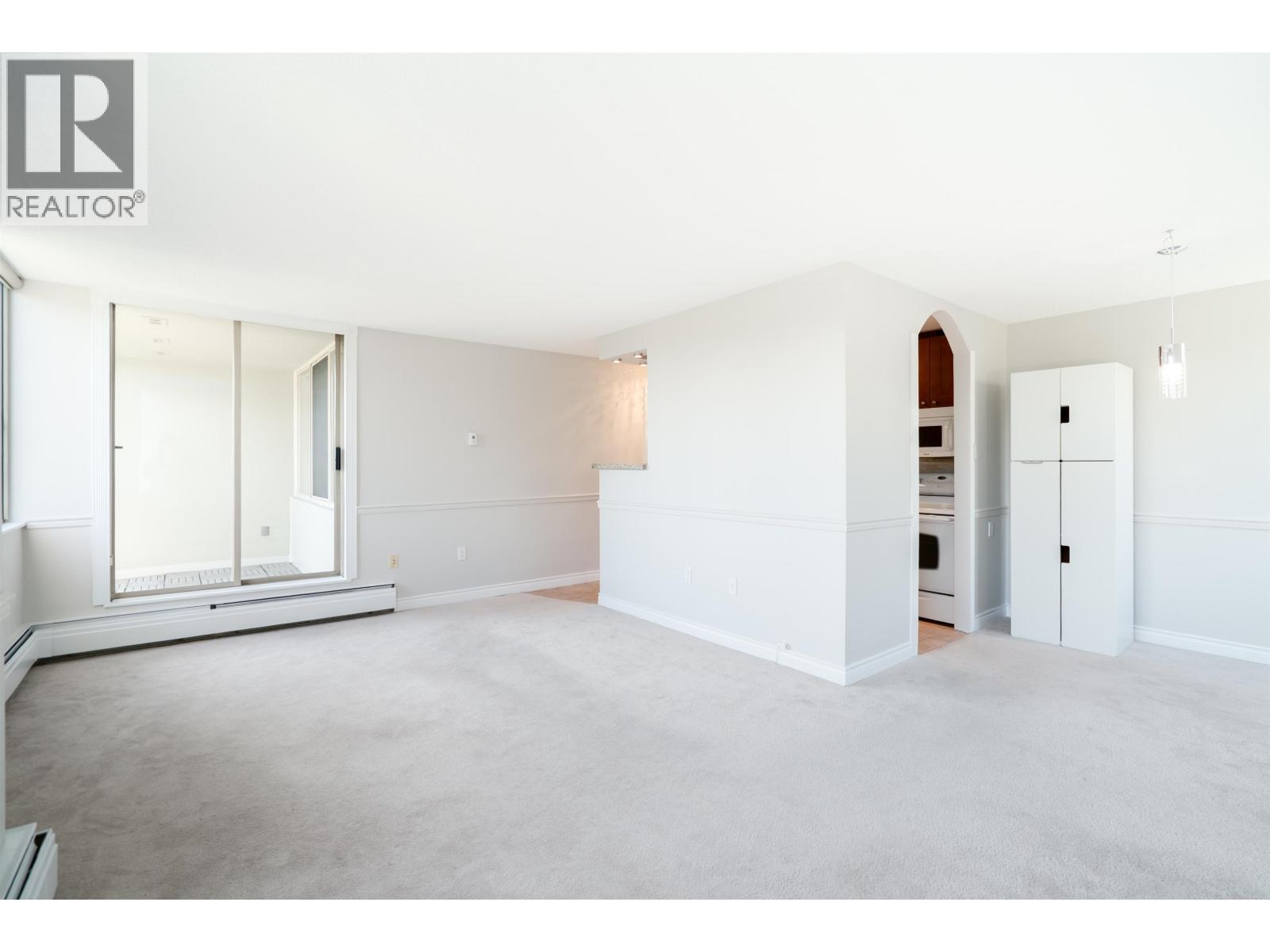 2008 Fullerton Avenue, North Vancouver, British Columbia  V7P 3G7 - Photo 2 - R3074807