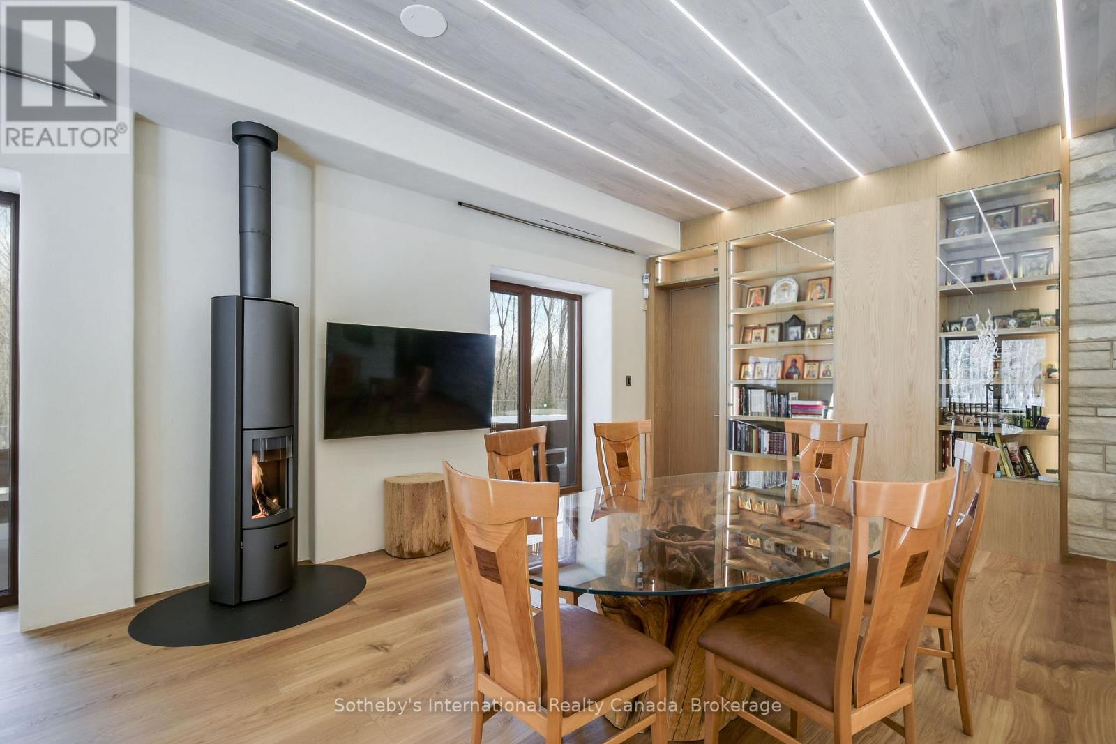 1739 Trapper's Trail Road, Dysart Et Al, Ontario  K0M 1S0 - Photo 26 - X12203097