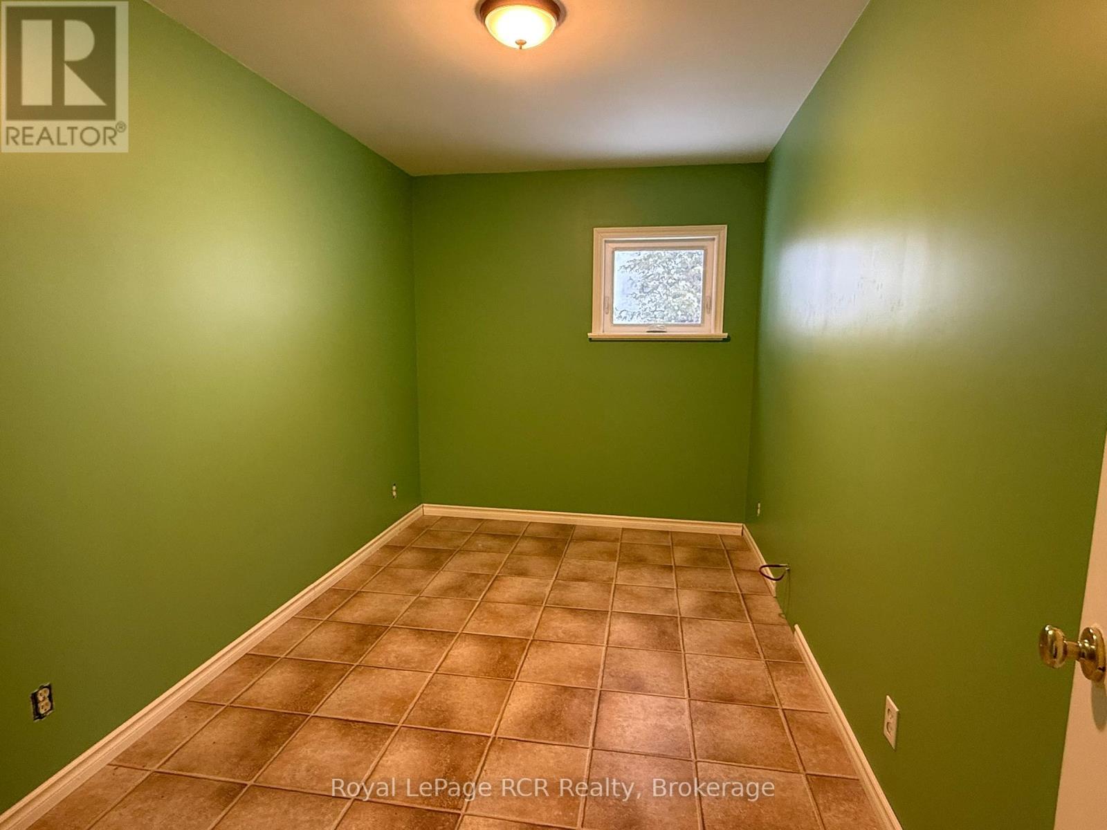 30 Sydenham Street, Grey Highlands, Ontario  N0C 1E0 - Photo 10 - X12205937