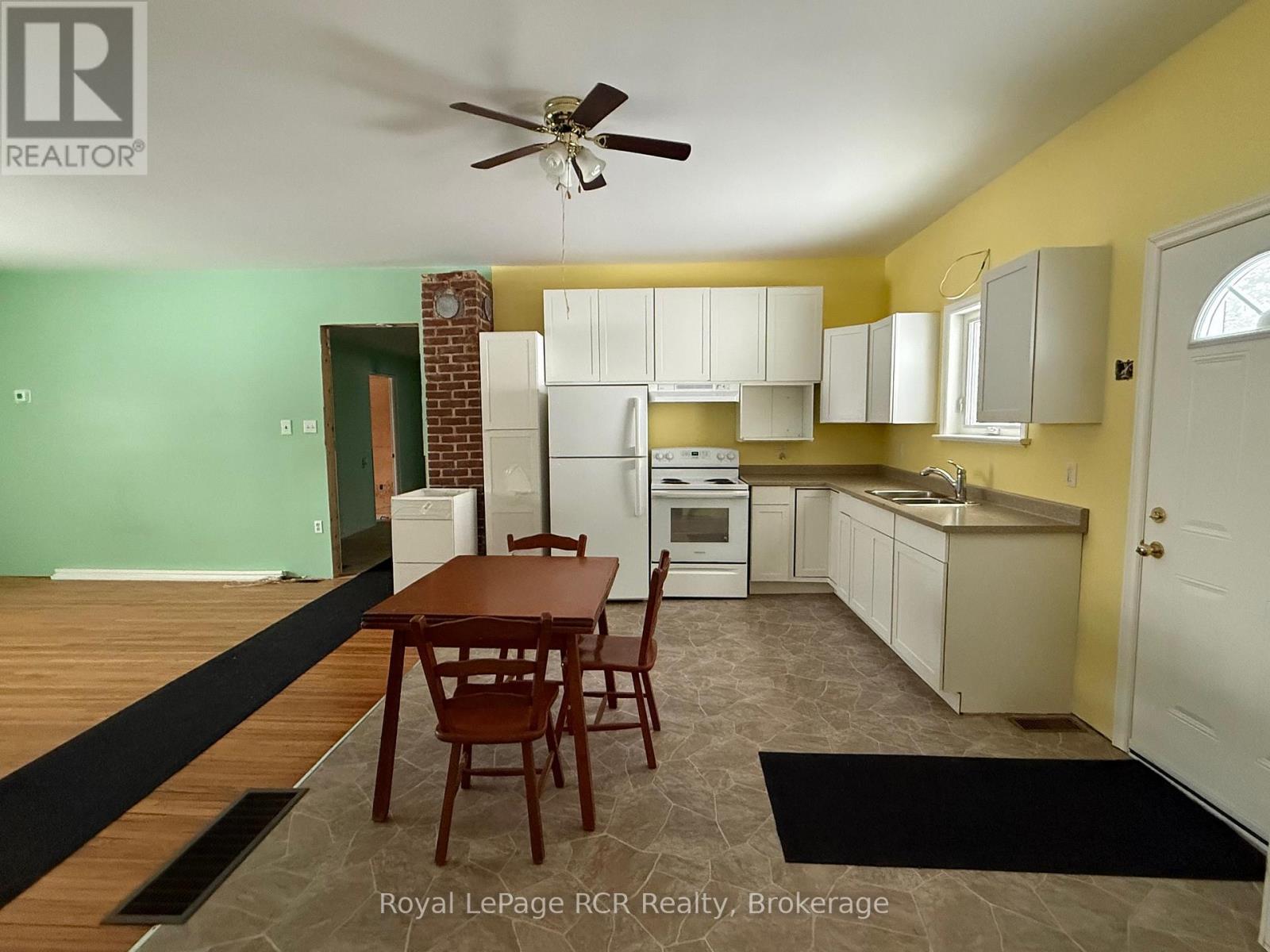 30 Sydenham Street, Grey Highlands, Ontario  N0C 1E0 - Photo 7 - X12205937