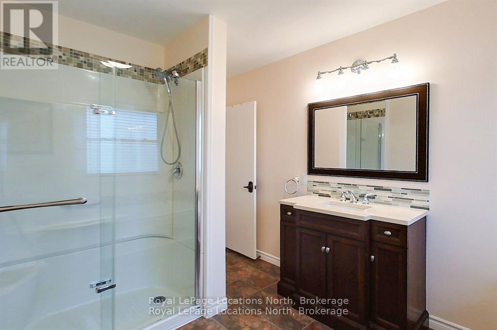 223 Pearson Street, Meaford, Ontario  N4L 1L6 - Photo 23 - X12645310