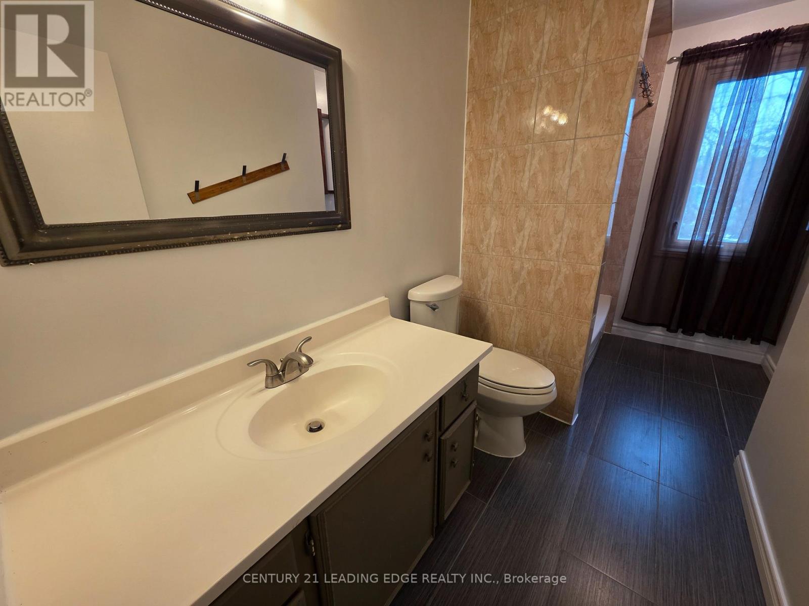 342 Pasadena Drive, Georgina, Ontario  L4P 2Z1 - Photo 12 - N12647712