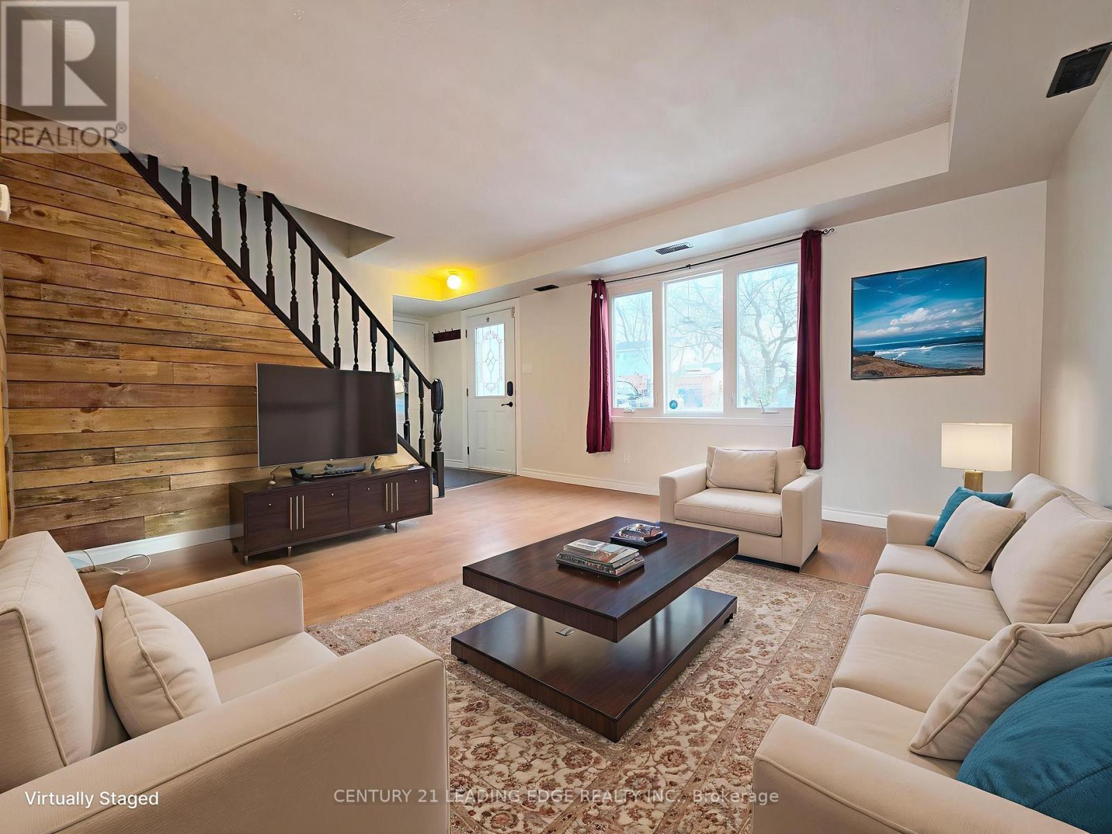 342 Pasadena Drive, Georgina, Ontario  L4P 2Z1 - Photo 3 - N12647712