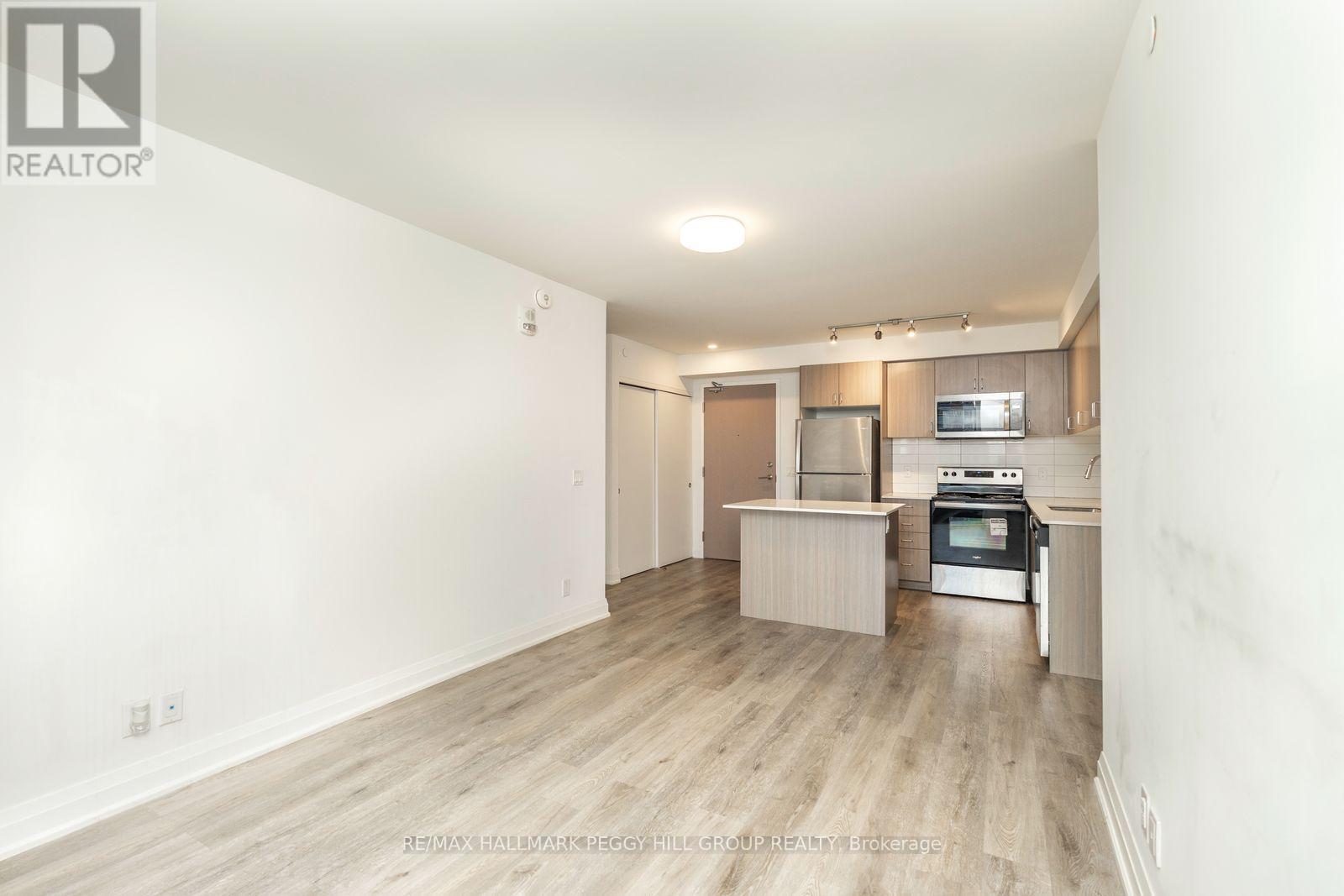 201 - 58 Lakeside Terrace, Barrie, Ontario  L4M 0L5 - Photo 4 - S12647686