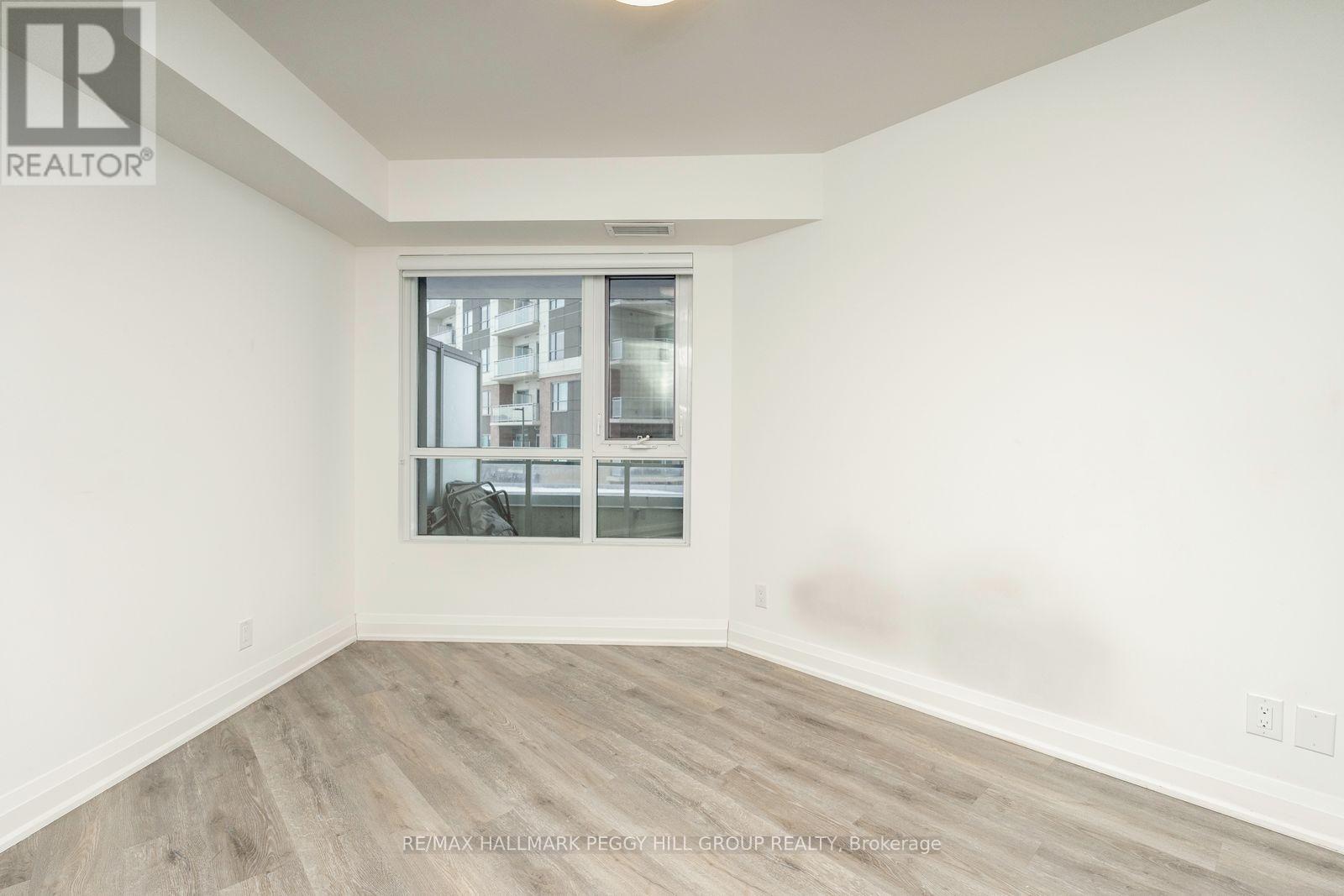 201 - 58 Lakeside Terrace, Barrie, Ontario  L4M 0L5 - Photo 8 - S12647686