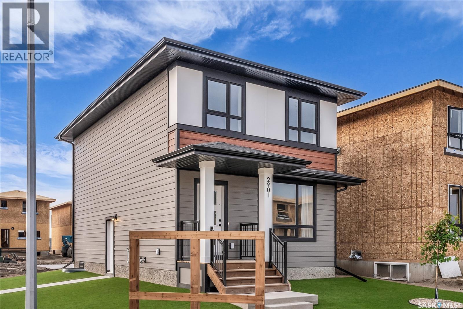 2901 Rosewood Drive, Saskatoon, Saskatchewan  S7V 2A4 - Photo 2 - SK025870