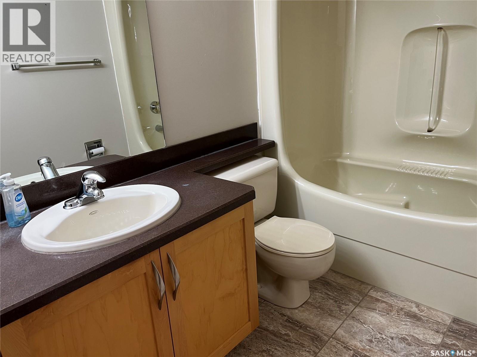 239 960 E Assiniboine Avenue, Regina, Saskatchewan  S4V 2P8 - Photo 21 - SK025855