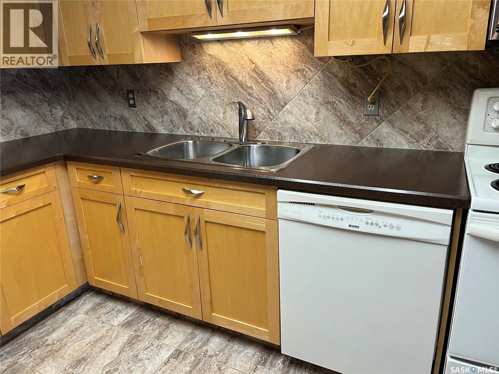 239 960 E Assiniboine Avenue, Regina, Saskatchewan  S4V 2P8 - Photo 9 - SK025855