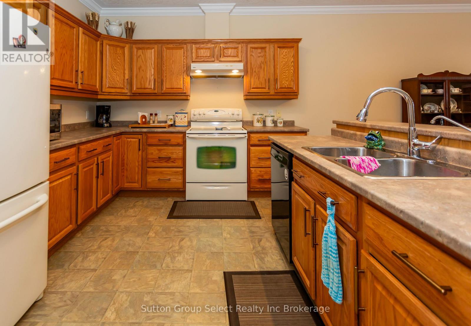 22 - 540 Spitfire Street, Woodstock, Ontario  N4T 0C2 - Photo 6 - X12647768