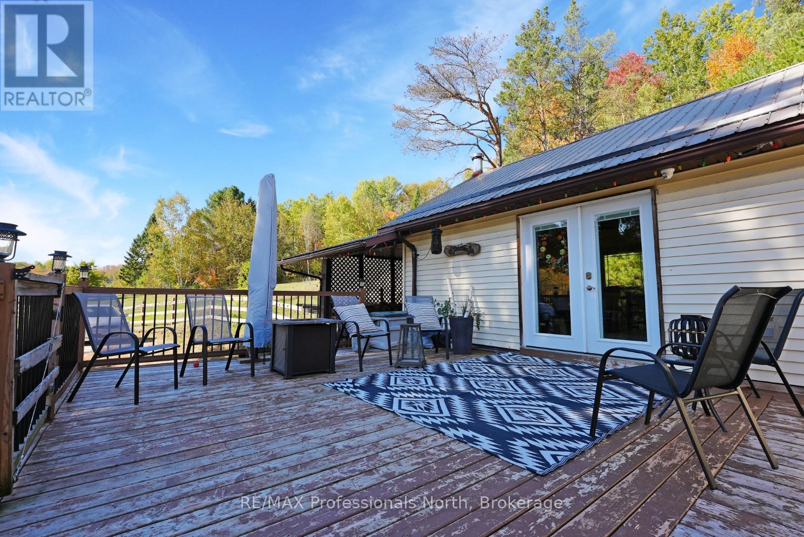 1123 Harcourt Road, Dysart Et Al, Ontario  K0L 1X0 - Photo 3 - X12647774