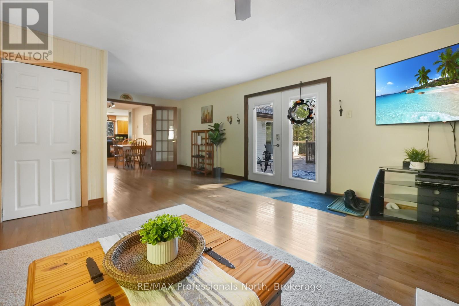 1123 Harcourt Road, Dysart Et Al, Ontario  K0L 1X0 - Photo 9 - X12647774