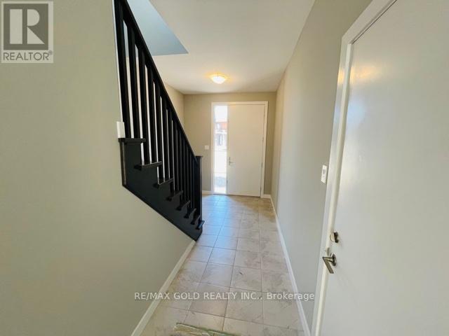 942 Robert Ferrie Drive, Kitchener, Ontario  N2R 1P2 - Photo 23 - X12647694