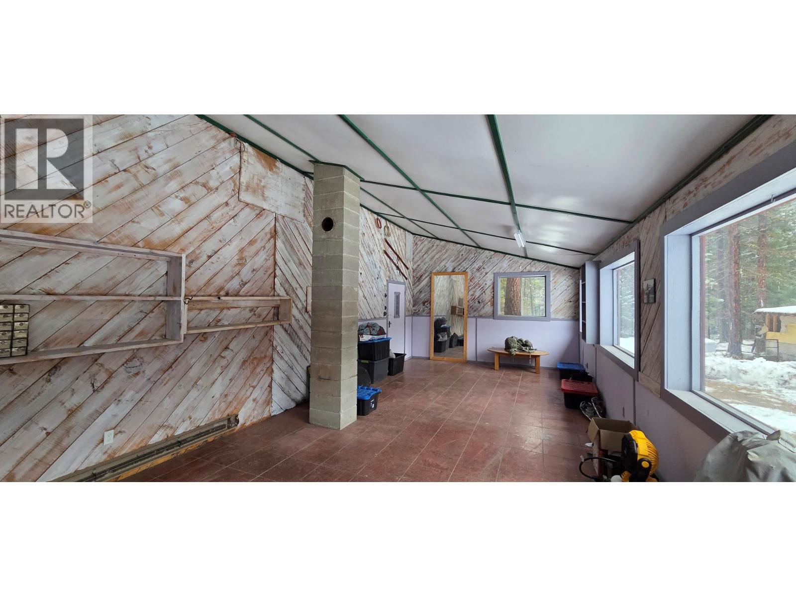 8525 Pretty Road, Cranbrook, British Columbia  V1C 7C6 - Photo 31 - 10370960